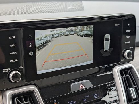 Used 2023 Kia Sorento S w/ Panoramic Sunroof Package image 28