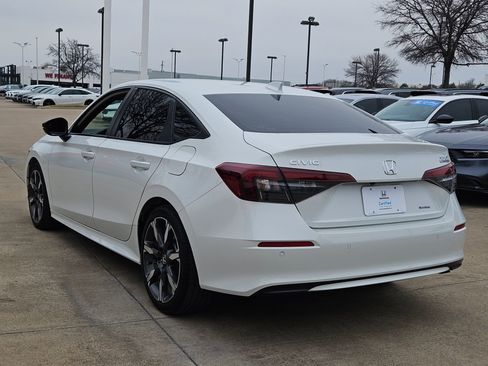 Certified 2025 Honda Civic Sport Touring image 7