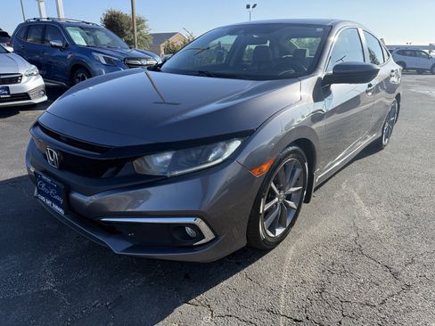 Used 2020 Honda Civic EX image 3