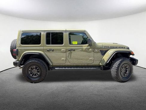 Used 2025 Jeep Wrangler Unlimited Rubicon 392 AWD/4WD image 15