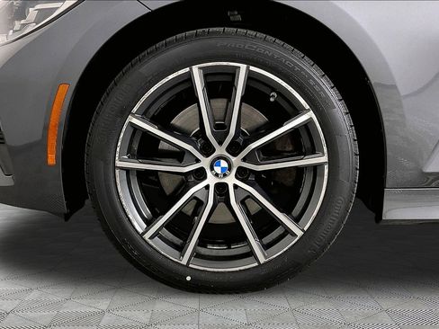 Used 2021 BMW 330i xDrive Sedan w/ Convenience Package AWD/4WD image 11
