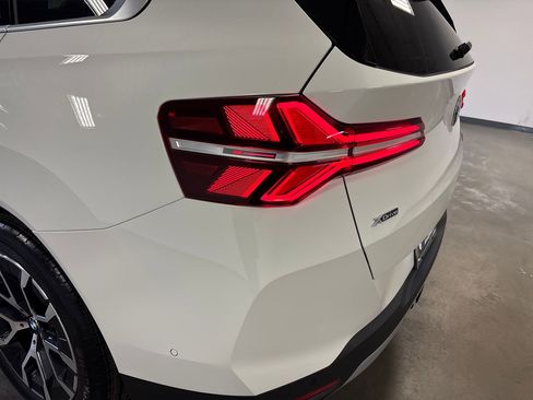 Used 2026 BMW X3 xDrive30 image 11