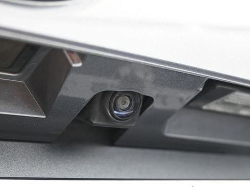 Used 2021 Nissan Rogue Sport SV image 35