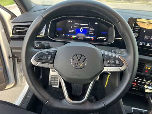 Certified 2025 Volkswagen Jetta Sport FWD image 17