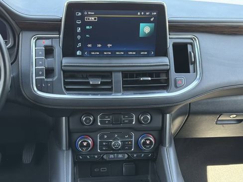 Used 2023 Chevrolet Suburban Premier AWD/4WD image 5