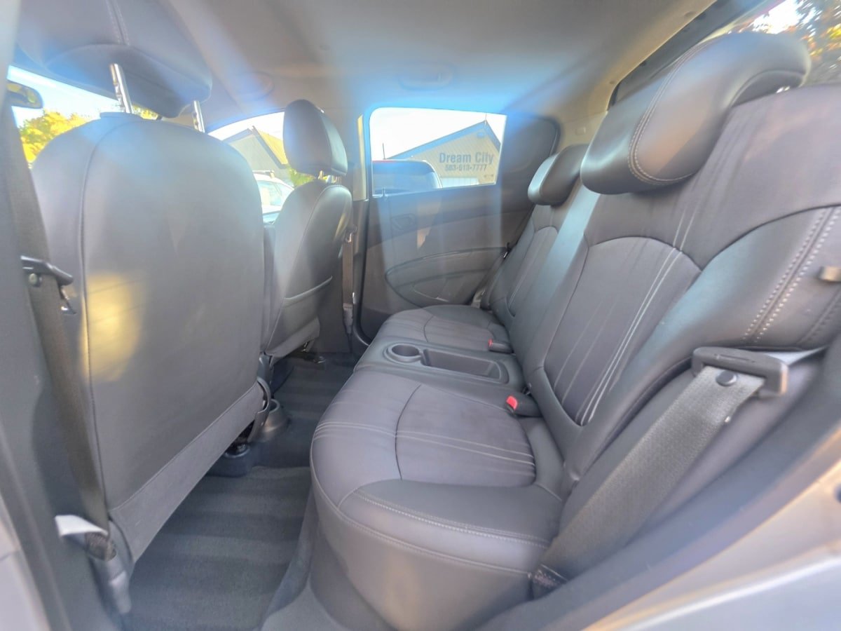 Used 2015 Chevrolet Spark LT FWD image 9
