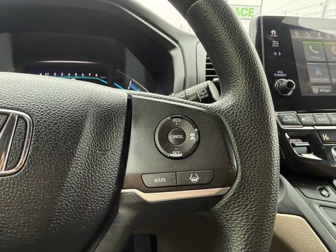 Used 2019 Honda Odyssey EX image 27