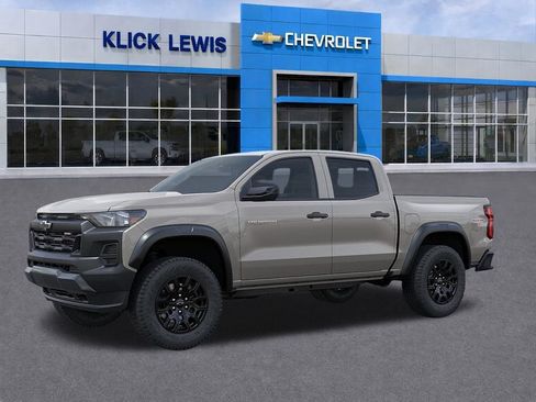 New 2026 Chevrolet Colorado Trail Boss AWD/4WD image 2