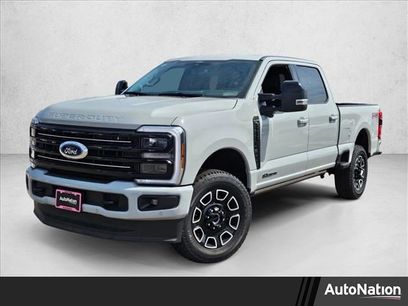New 2025 Ford F350 Platinum w/ FX4 Off-Road Package