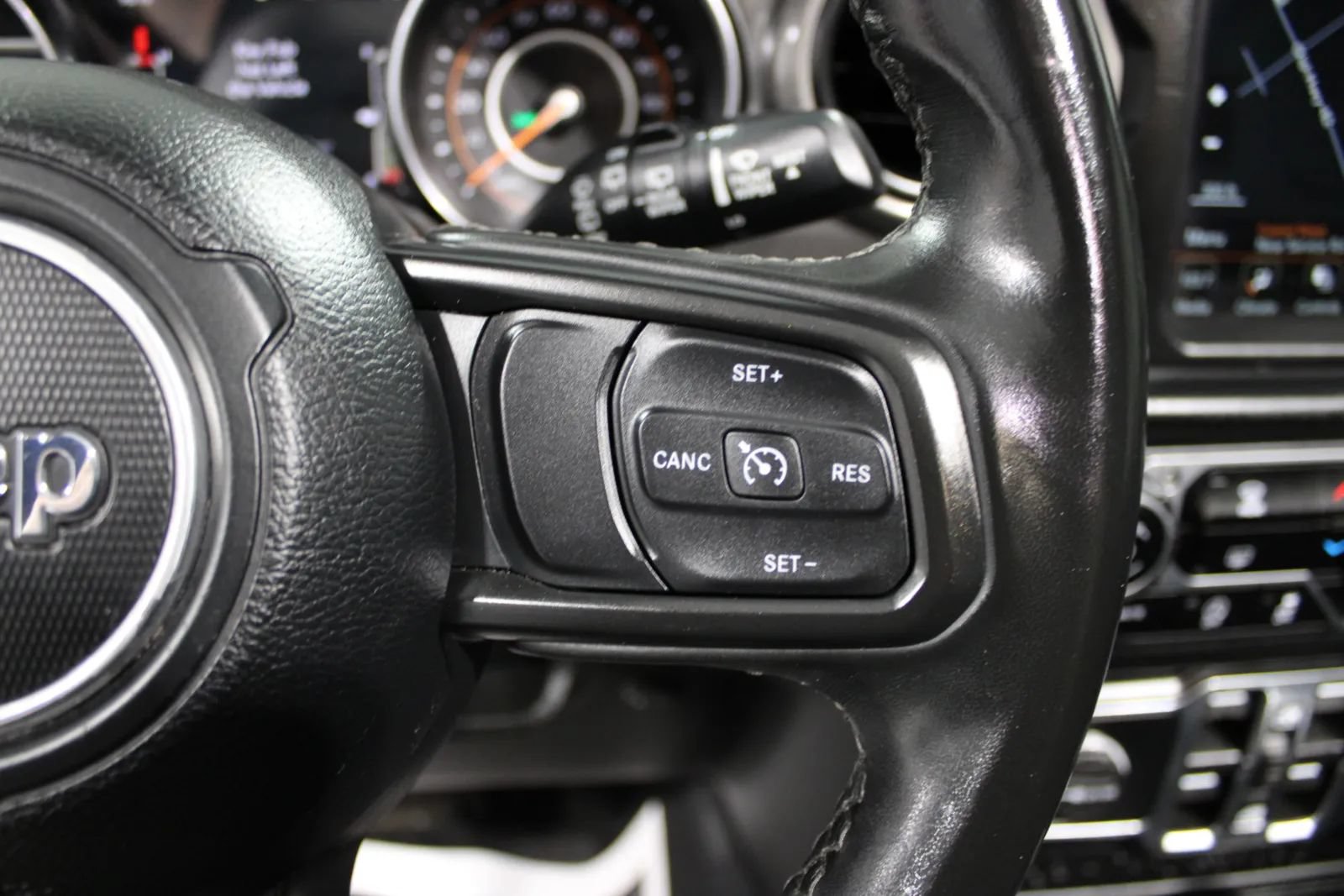 Used 2022 Jeep Wrangler Unlimited Sport AWD/4WD image 6