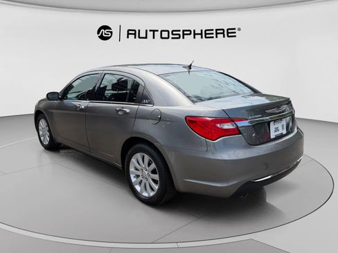Used 2013 Chrysler 200 Limited FWD image 7