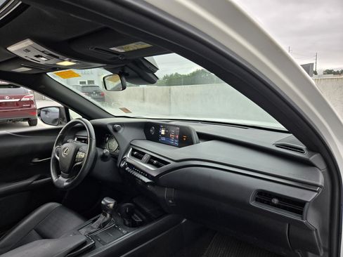 Used 2020 Lexus UX 200 w/ Accessory Package 2 FWD image 30