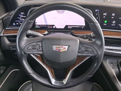 Used 2023 Cadillac Escalade ESV Premium Luxury RWD image 11