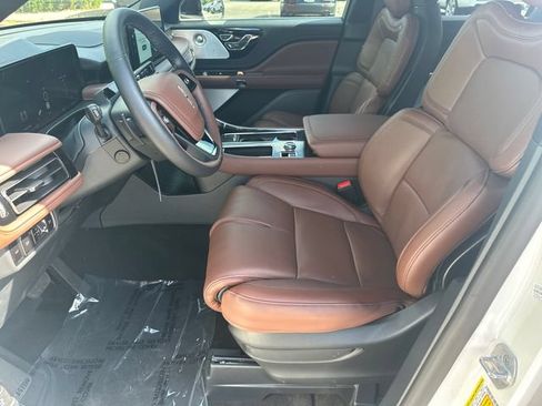 New 2026 Lincoln Aviator Reserve AWD/4WD image 10