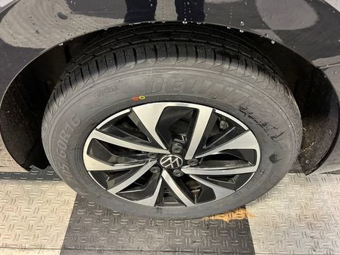 Certified 2024 Volkswagen Jetta S FWD image 15