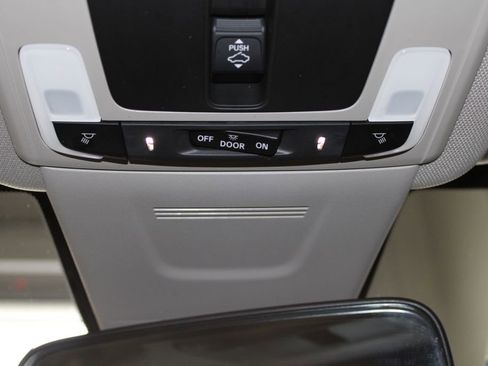 Used 2025 Honda CR-V EX image 37