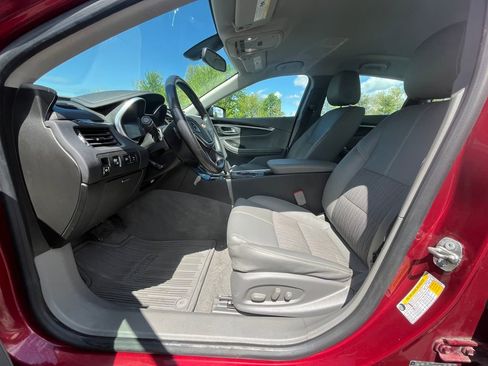 Used 2018 Chevrolet Impala LT w/ LT Convenience Package FWD image 10