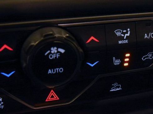 Used 2021 Jeep Wrangler Unlimited Sport AWD/4WD image 25