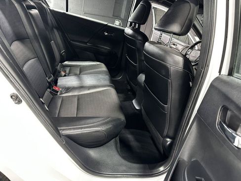Used 2016 Honda Accord Sport image 34
