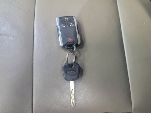 Used 2018 GMC Sierra 1500 SLT w/ SLT Premium Package image 32