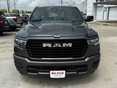 Used 2025 RAM 1500 Laramie w/ Sport Appearance Package AWD/4WD image 3