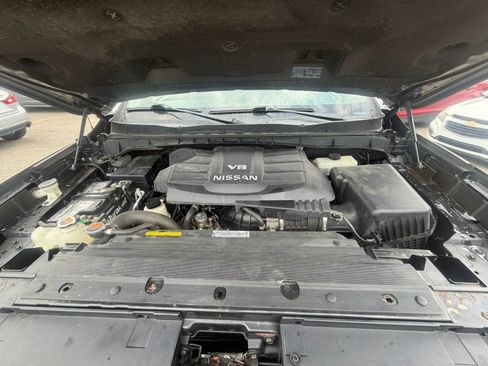 Used 2019 Nissan Titan PRO-4X w/ Pro-4x Utility Package AWD/4WD image 36