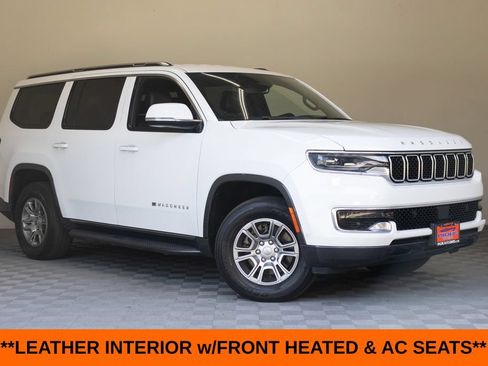 Used 2022 Jeep Wagoneer Series I AWD/4WD image 2