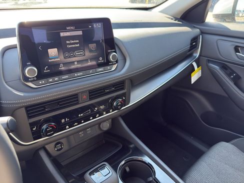 New 2026 Nissan Rogue SV w/ Cold Weather Package image 21