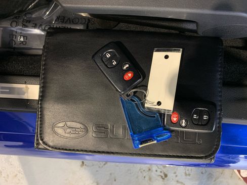 Used 2015 Subaru WRX STI Launch Edition image 4