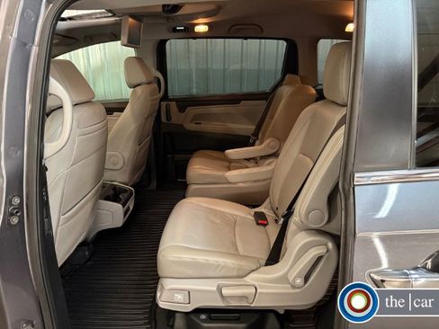 Used 2019 Honda Odyssey EX-L image 16