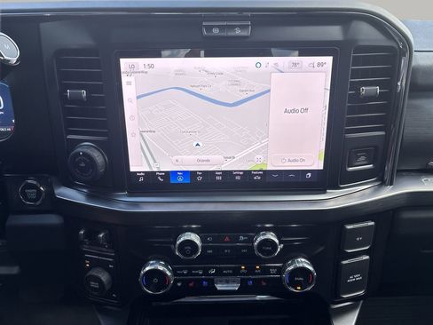 Used 2026 Ford F250 Lariat w/ Black Appearance Package image 19