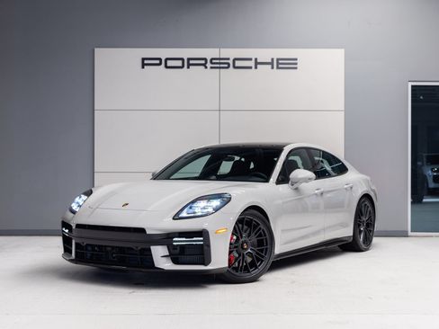 New 2026 Porsche Panamera GTS AWD/4WD image 1
