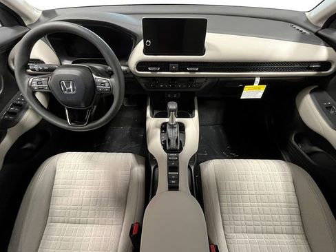 New 2026 Honda HR-V LX image 18