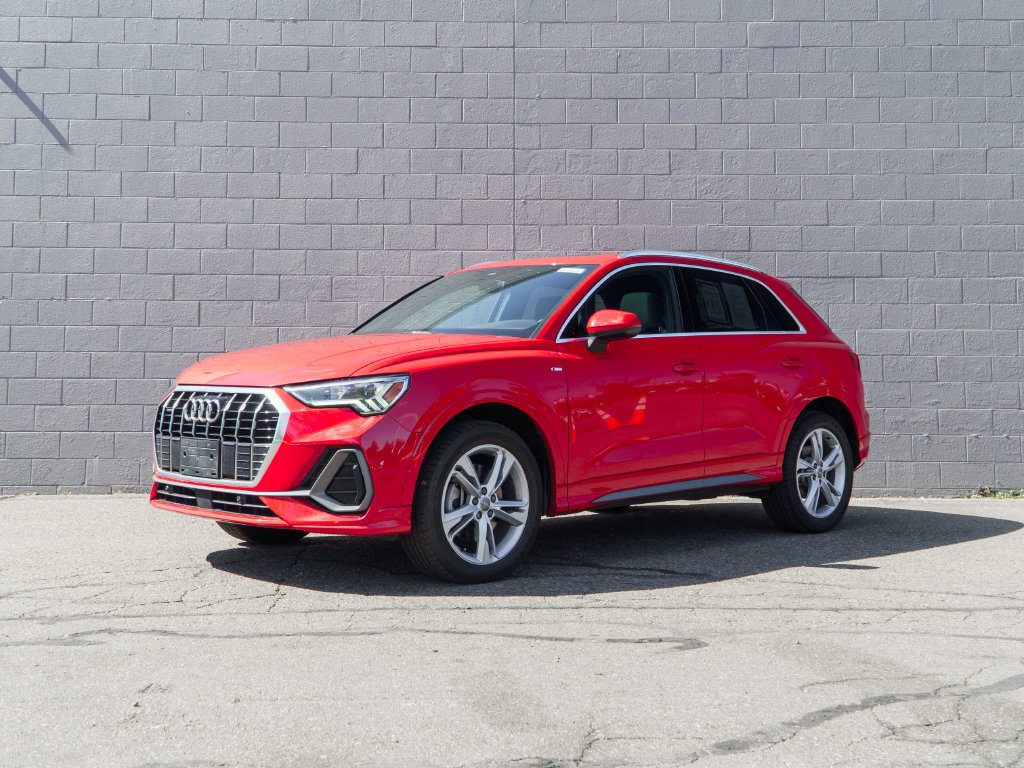 Used 2020 Audi Q3 2.0T Premium Plus w/ Premium Plus Package AWD/4WD image 1