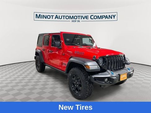 Used 2023 Jeep Wrangler Unlimited w/ Cold Weather Group image 2