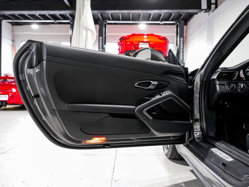 Used 2017 Porsche 911 Targa 4S image 24