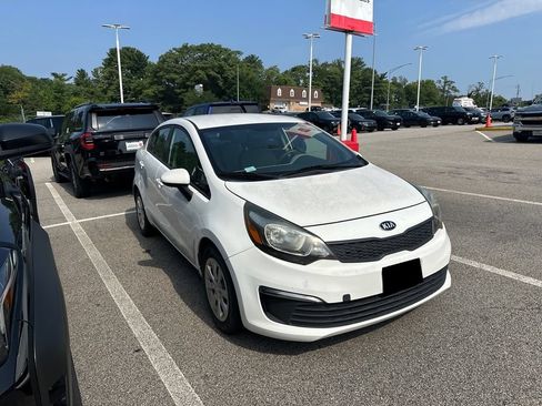 Used 2016 Kia Rio LX FWD image 2