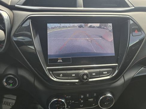 Used 2023 Chevrolet TrailBlazer RS w/ Sun and Liftgate Package FWD image 22