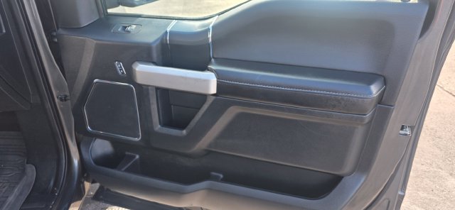 Used 2019 Ford F150 Lariat w/ Equipment Group 502A Luxury AWD/4WD image 16