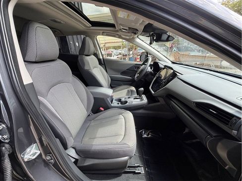 Used 2024 Subaru Crosstrek 2.0i Premium AWD/4WD image 39