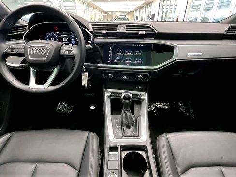 Certified 2022 Audi Q3 2.0T Premium image 15