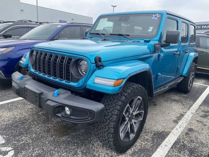 Used 2024 Jeep Wrangler Unlimited w/ Convenience Group