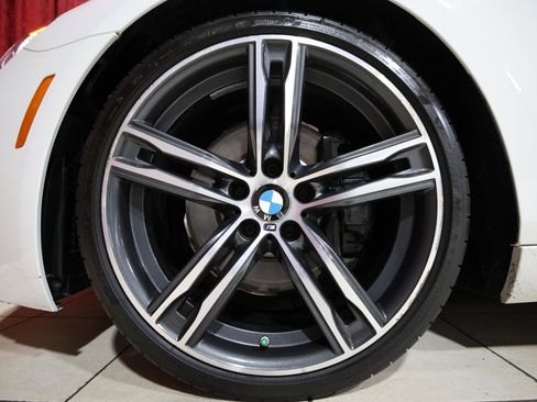 Used 2018 BMW 640i Convertible RWD image 8