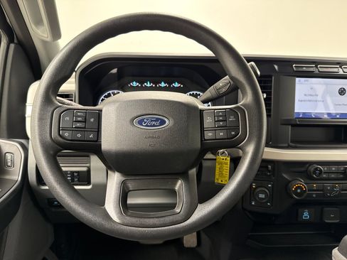 Used 2023 Ford F250 XL w/ STX Appearance Package AWD/4WD image 27