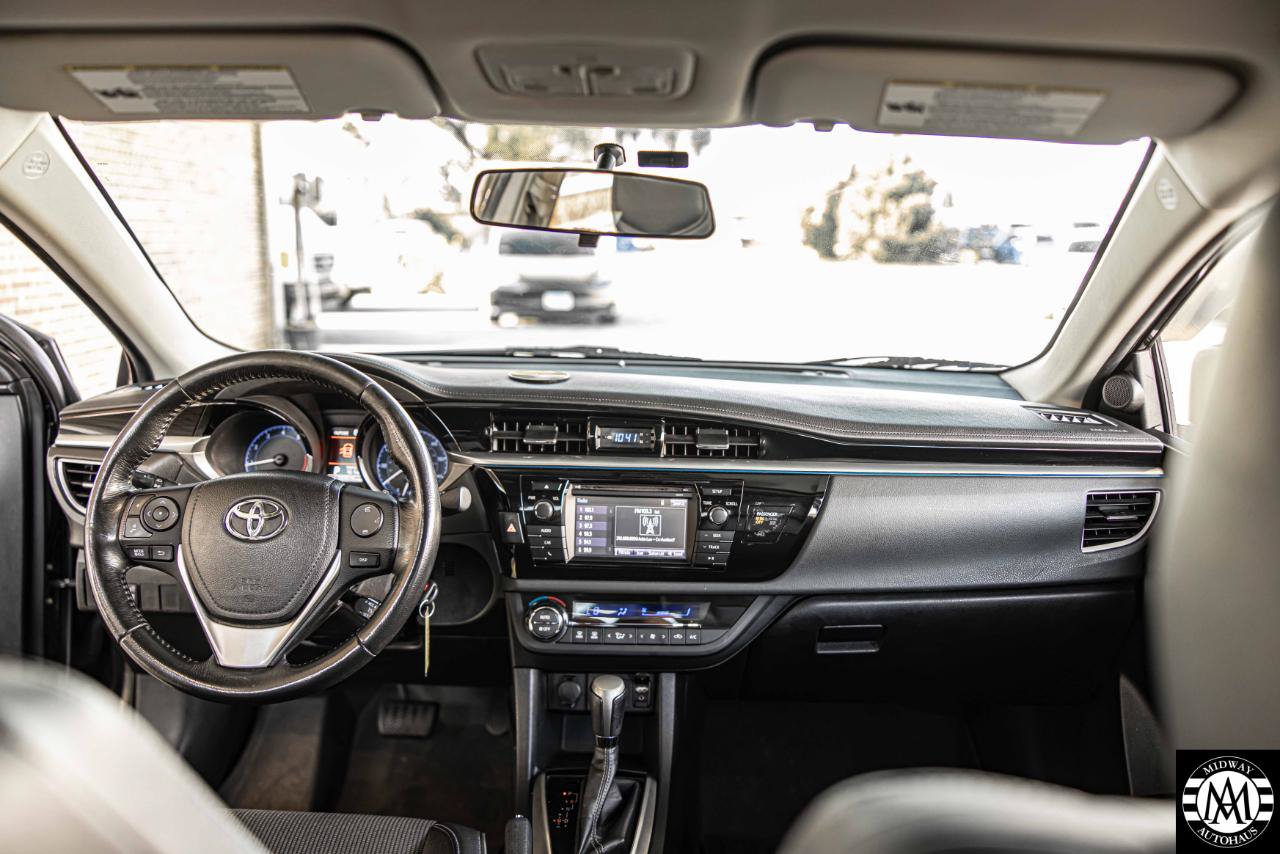 Used 2016 Toyota Corolla S FWD image 27