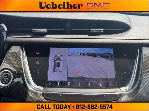 Used 2020 Cadillac XT6 Premium Luxury AWD/4WD image 29