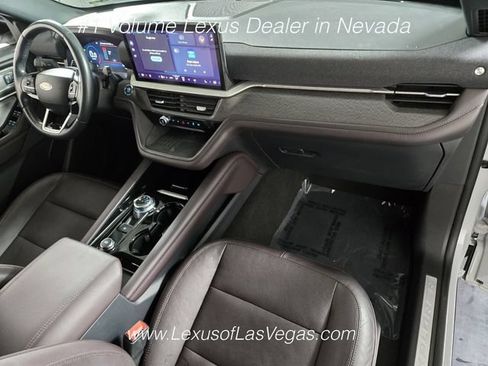 Used 2025 Ford Explorer Platinum w/ LUX Leather Package AWD/4WD image 25