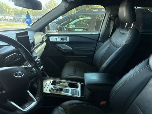 Used 2022 Ford Explorer ST w/ Equipment Group 401A RWD image 6