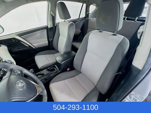 Used 2015 Toyota RAV4 LE FWD image 20