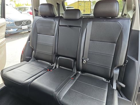 Certified 2020 Volkswagen Tiguan SEL image 16
